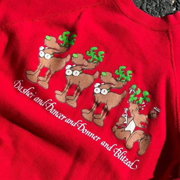 Vintage Drunk Reindeer Christmas Crewneck Sweatshirt red dasher dancer blitzen M - Picture 2 of 3